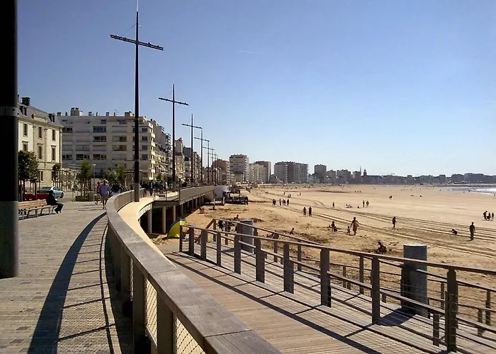 Apartmán T2 Renove Face Avec Balcon, A 150m De La Et 300m Des Commerces - Fr-1-92-611 Les Sables-dʼOlonne