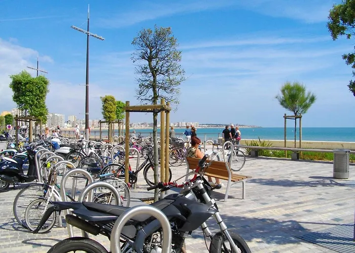 T2 Renove Face Avec Balcon, A 150m De La Et 300m Des Commerces - Fr-1-92-611 Apartmán *